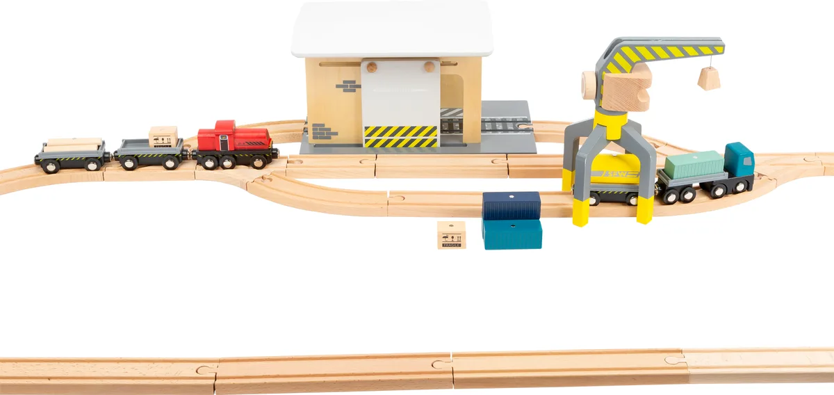 Freight Depot with Accessories - image 1